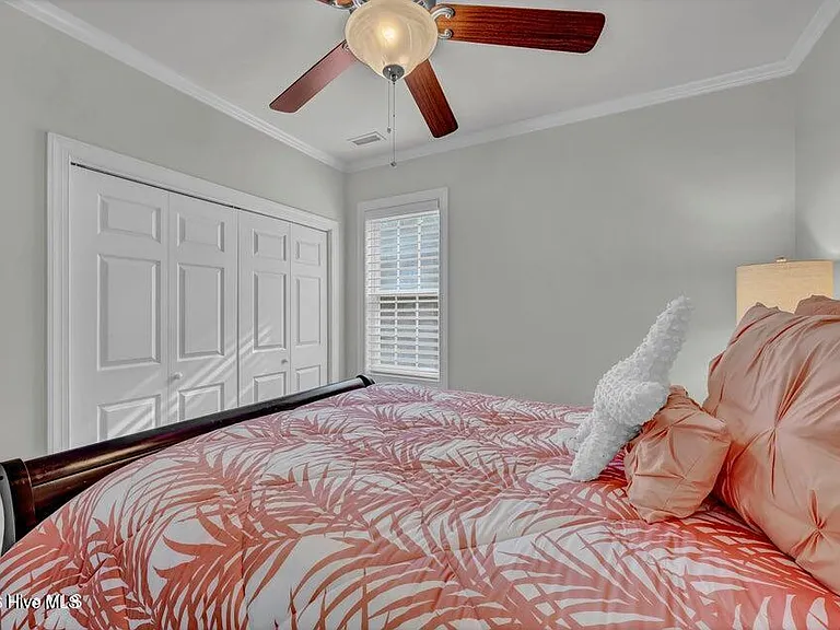 2555 Saint James Dr #104 — Photo 18