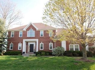 10220 McKinstray Ct, Fishers, IN 46037