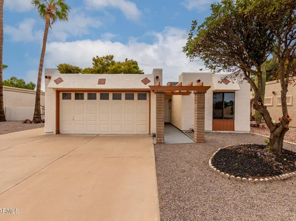 9313 E Parkside Drive, Sun Lakes, AZ 85248