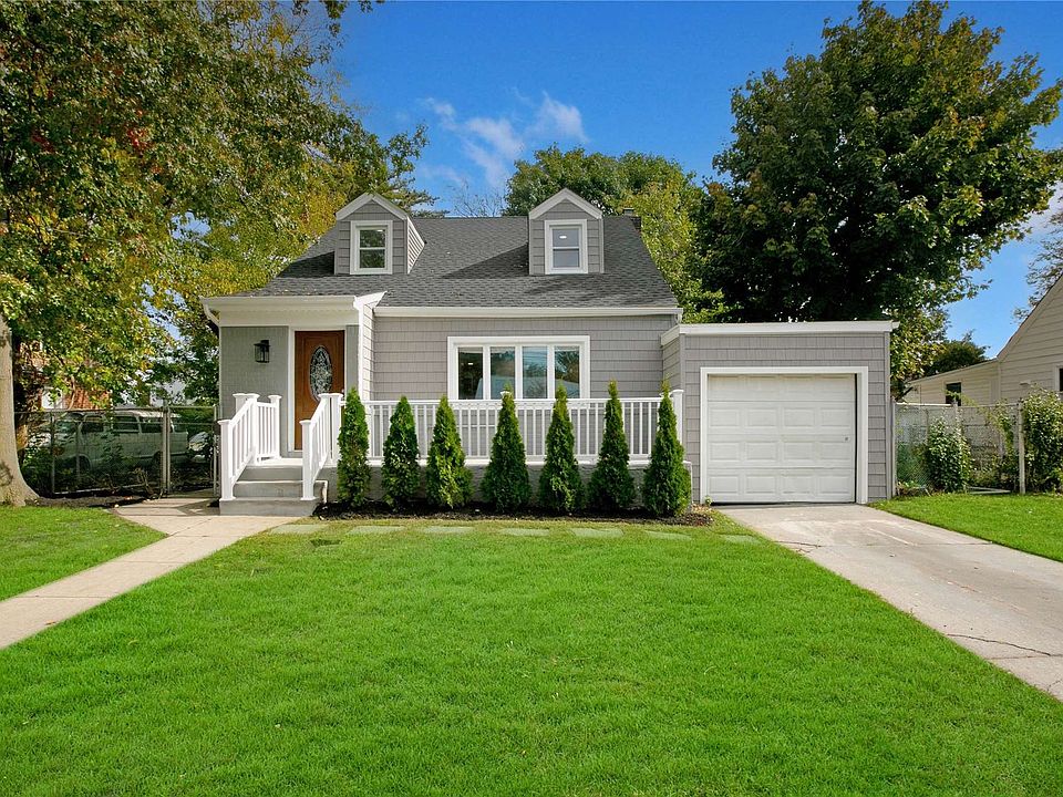 1st image of 158 Fairview Blvd