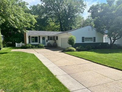 27015 Kennedy Ridge Ext, North Olmsted, OH, 44070