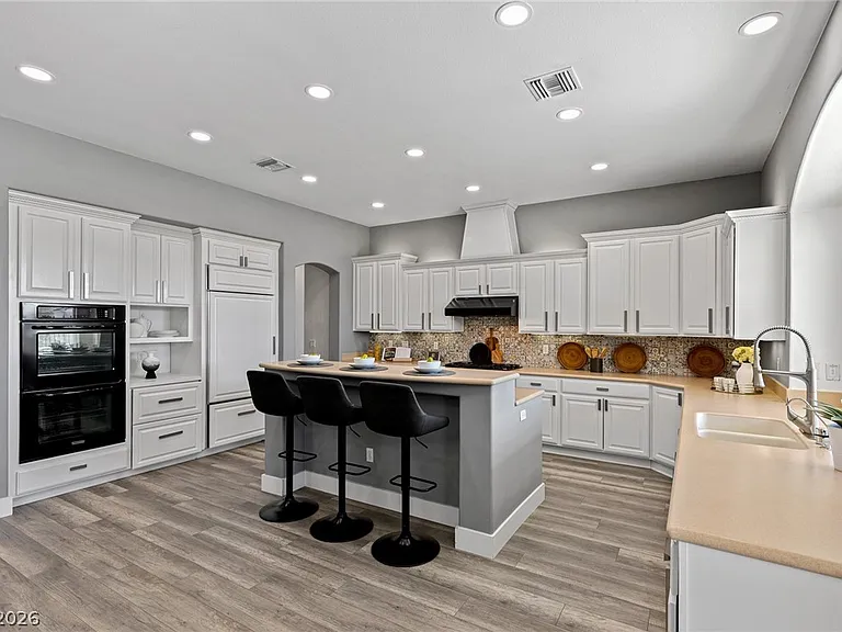 9421 Queen Charlotte Dr — Photo 42