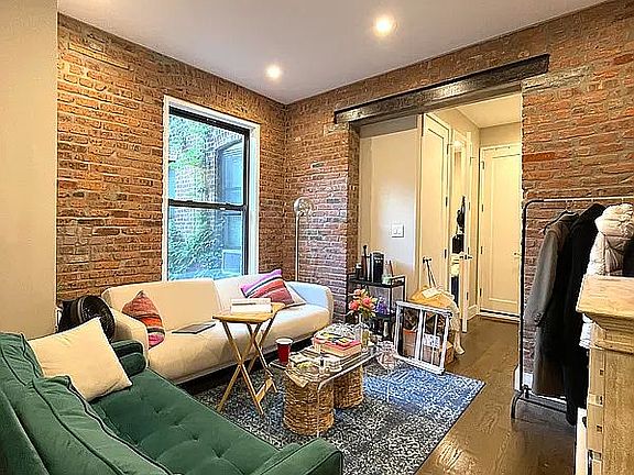 3rd image of 236 E 5th St APT C3