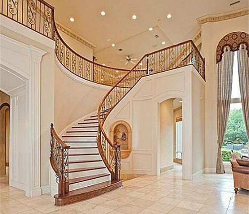 3rd image of 5328 Spicewood Ln