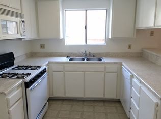 695 County Square Dr UNIT 15, Ventura, CA 93003