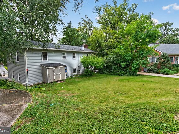4th image of 7004 Grove Rd