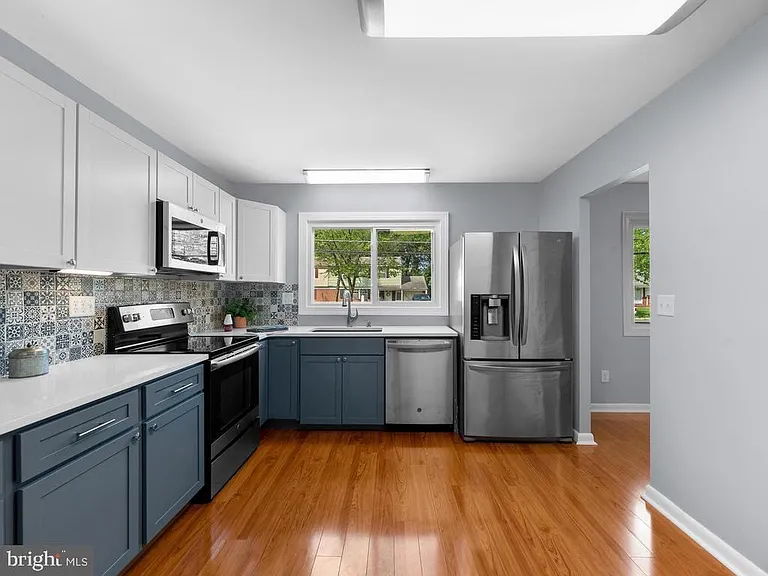 7225 Fairbrook Rd — Photo 5