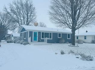 345 1st St SW, Elgin, MN 55932