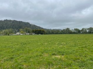 1561 Grizzly Bluff Rd, Ferndale, CA 95536