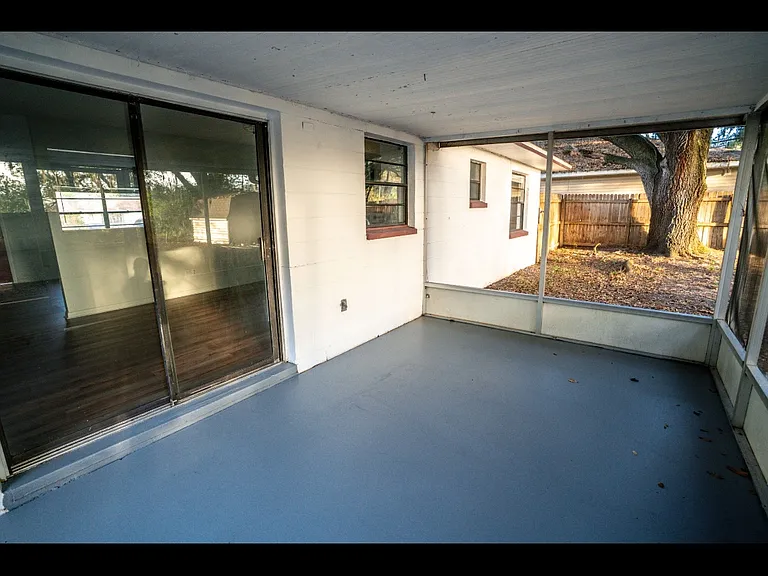 39728 Meadowood Loop — Photo 2