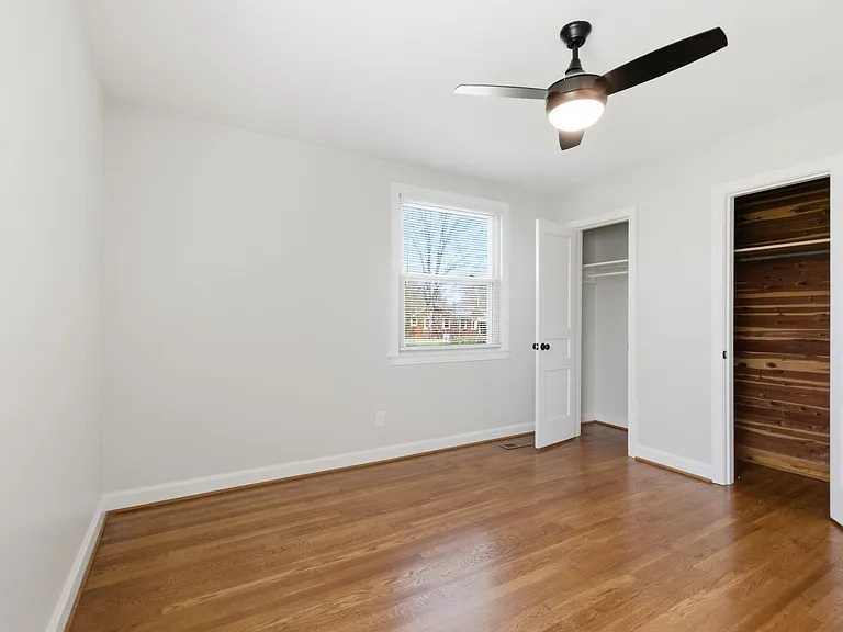 409 Barbara Dr — Photo 47