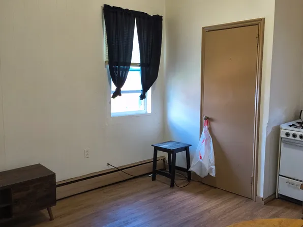 264 S Winebiddle St APT 8, Pittsburgh, PA 15224