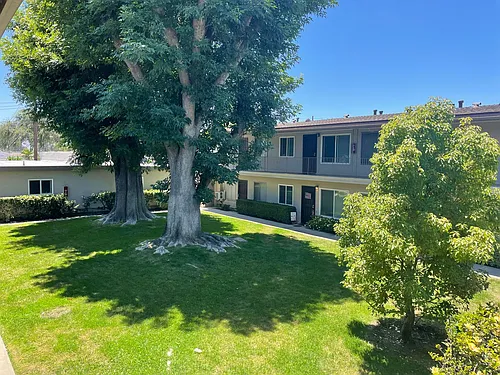 1842-1848 W Valencia Dr Photo 1