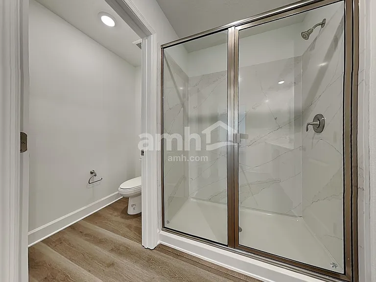 3217 Muscatine Ave — Photo 14