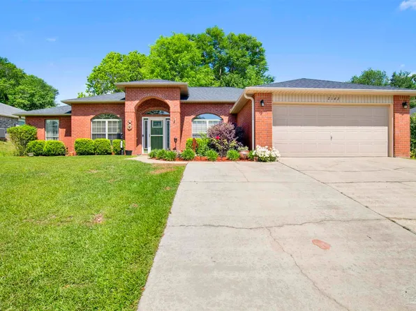 2142 Liberty Loop Rd, Cantonment, FL 32533