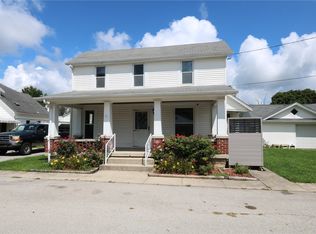26 W Walnut St, Phillipsburg, OH 45354