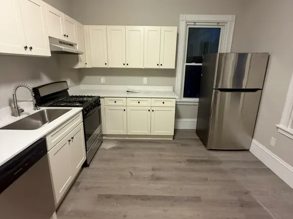 56 Walnut St, Somerville, MA