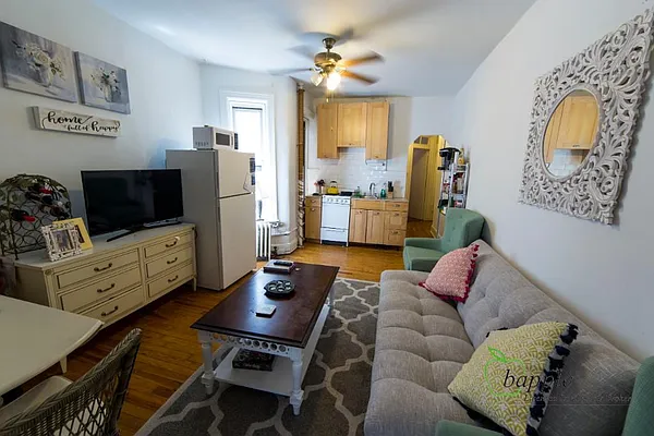 Rented by Bapple | media 19