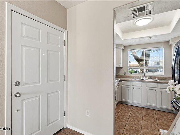 4th image of 1825 W Ray Road #1106