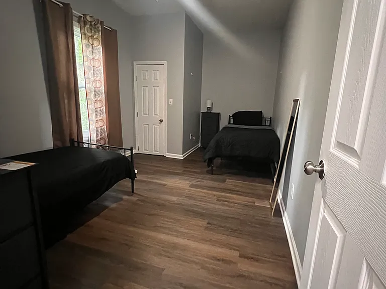3622 Highland Ave — Photo 6