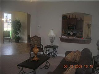 3rd image of 620 N Kelham Ave