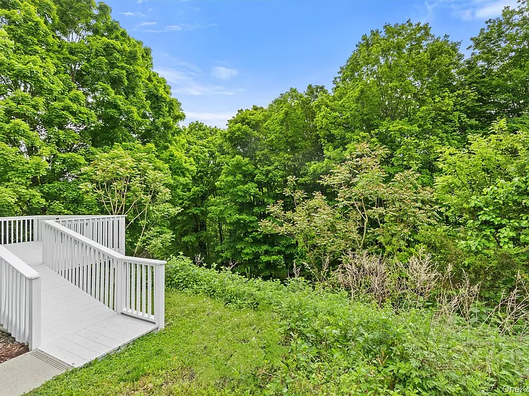 436 Jessup Rd — Photo 38
