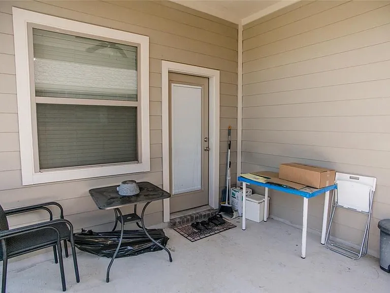 145 Pincea Pl — Photo 23