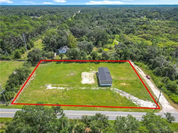 8969 W Candleglow St, Crystal River, FL 34428