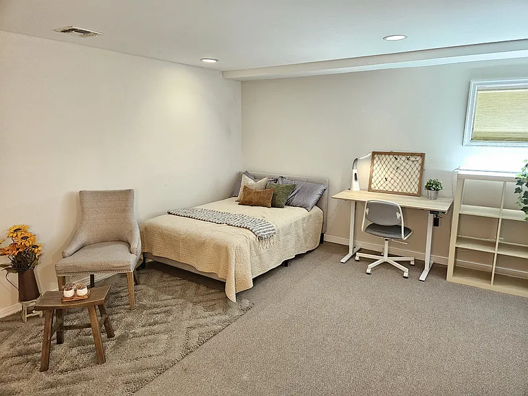 4 Maple Ave #1 — Photo 2