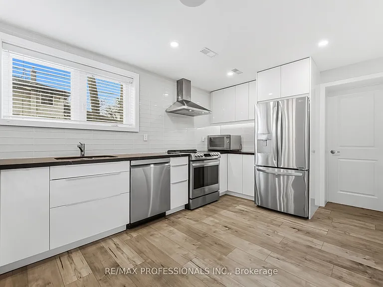 10 Boxwood Rd — Photo 11