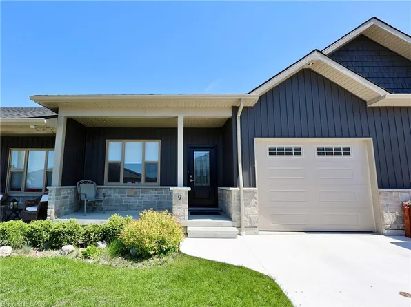 9 Silver Creek Cres, Huron East, ON N0K 1W0