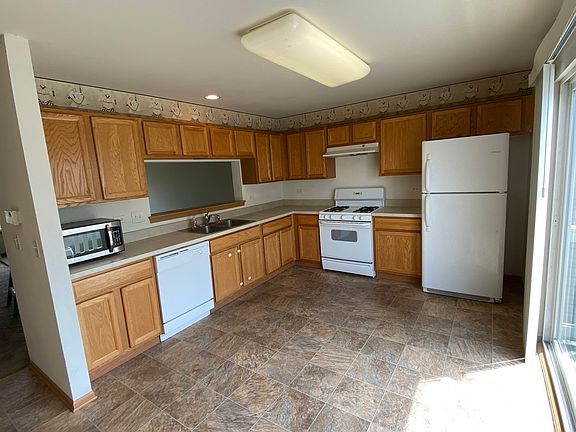 5th image of 2633 Canyon Dr