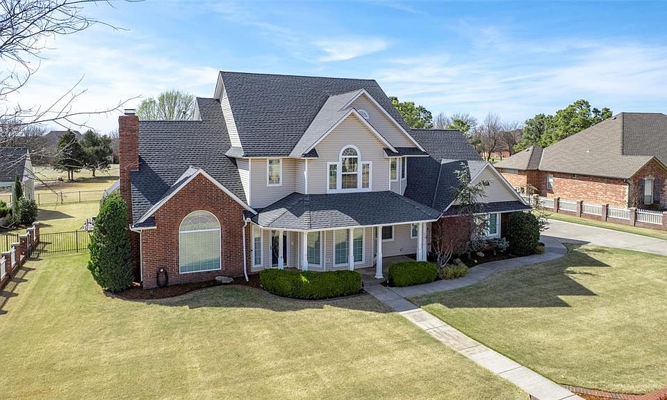 1st image of 203 N Olde Bridge Rd