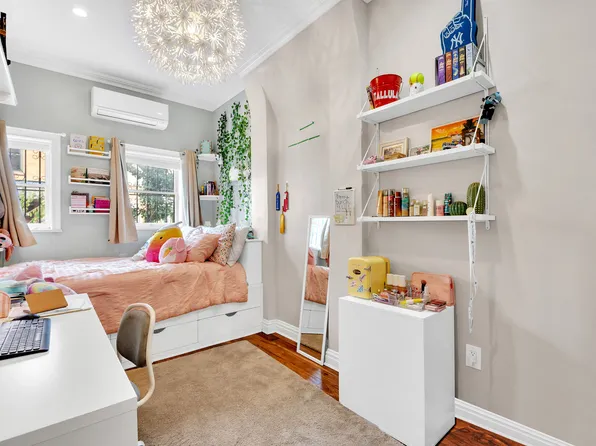 10 Carroll Street image 13 of 21