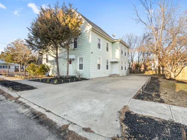 38-40 State St, Glassboro, NJ 08028