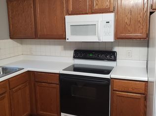 439 Omar Ct, Saint Peters, MO 63376