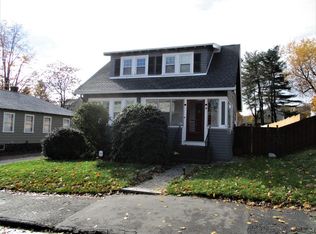 20 Grandview Ave, Worcester, MA 01603