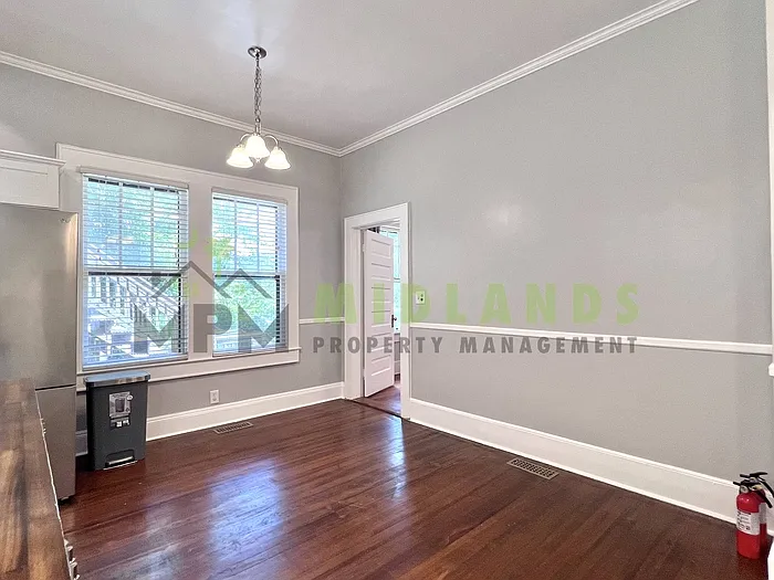 2417 Clark St — Photo 23