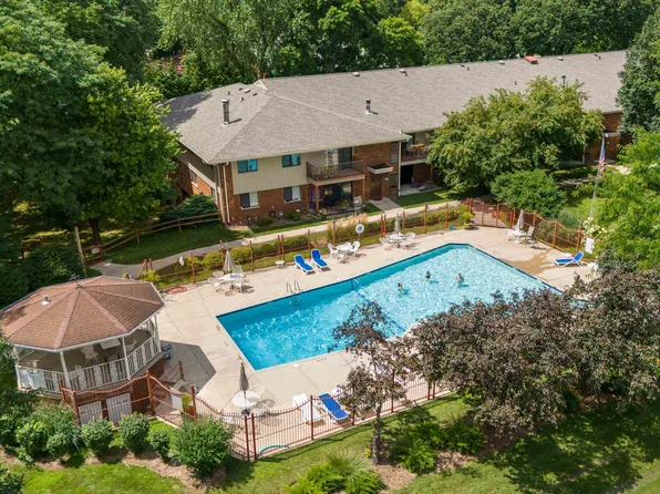 6439 Bridge Rd Unit 104, Madison, WI 53713