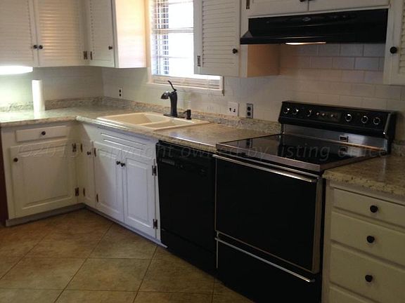 5th image of 2233 Evergreen St
