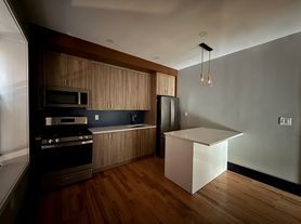 21 Reed St