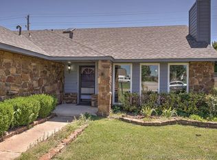 5315 S Spruce Dr, Sand Springs, OK 74063