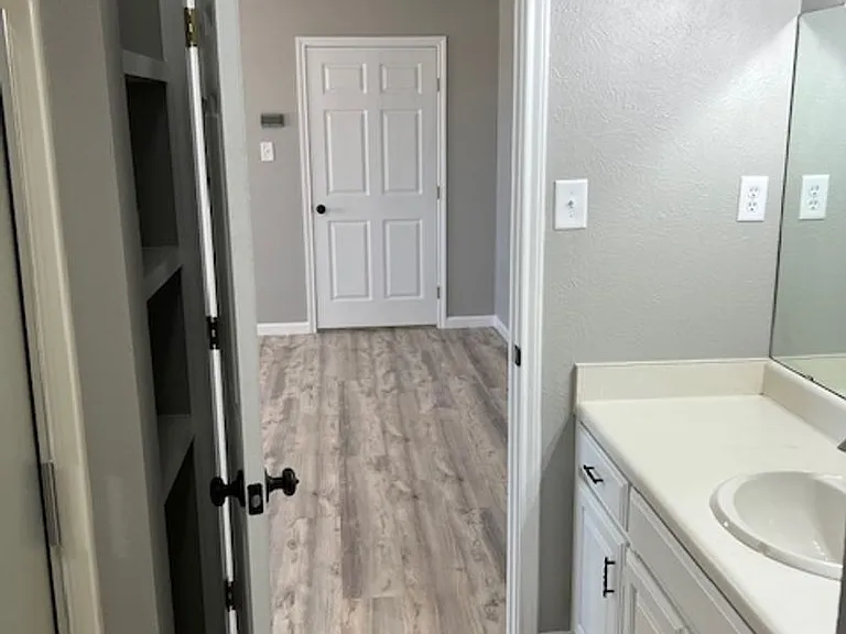 4392 County Road 229 — Photo 8