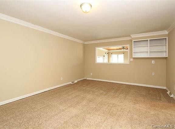 5th image of 5016 Craigwood Dr