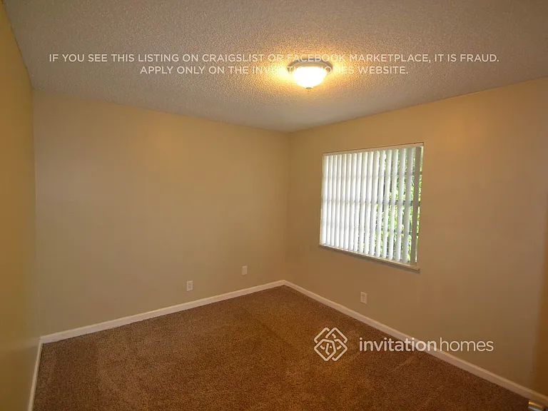 1220 NW 89th Dr — Photo 6