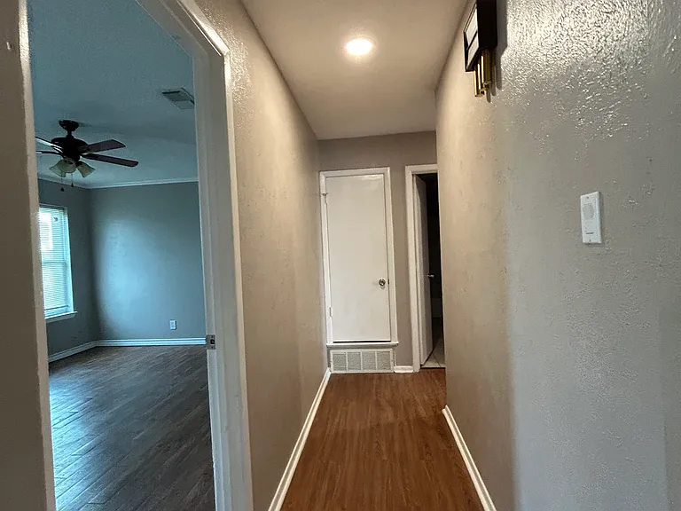 1617 Limestone Trl #MAIN — Photo 2