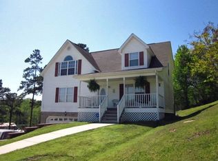 8562 Bay Run Dr, Hixson, TN 37343