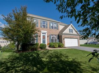 8853 Colebrook Rd, Breinigsville, PA 18031