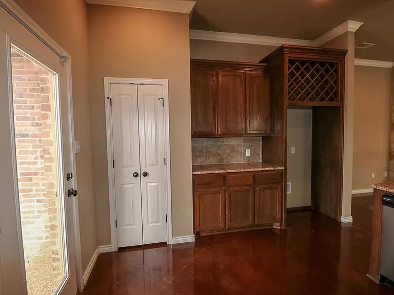 3004 Silver Saddle Dr — Photo 8