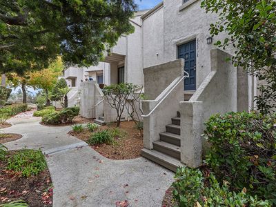 8482 Via Sonoma UNIT 18, La Jolla, CA, 92037